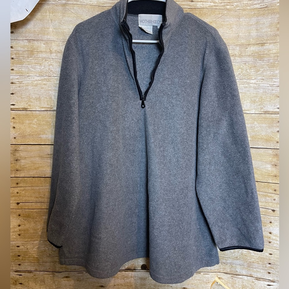 Motherhood fleece 3/4 zip 🛍